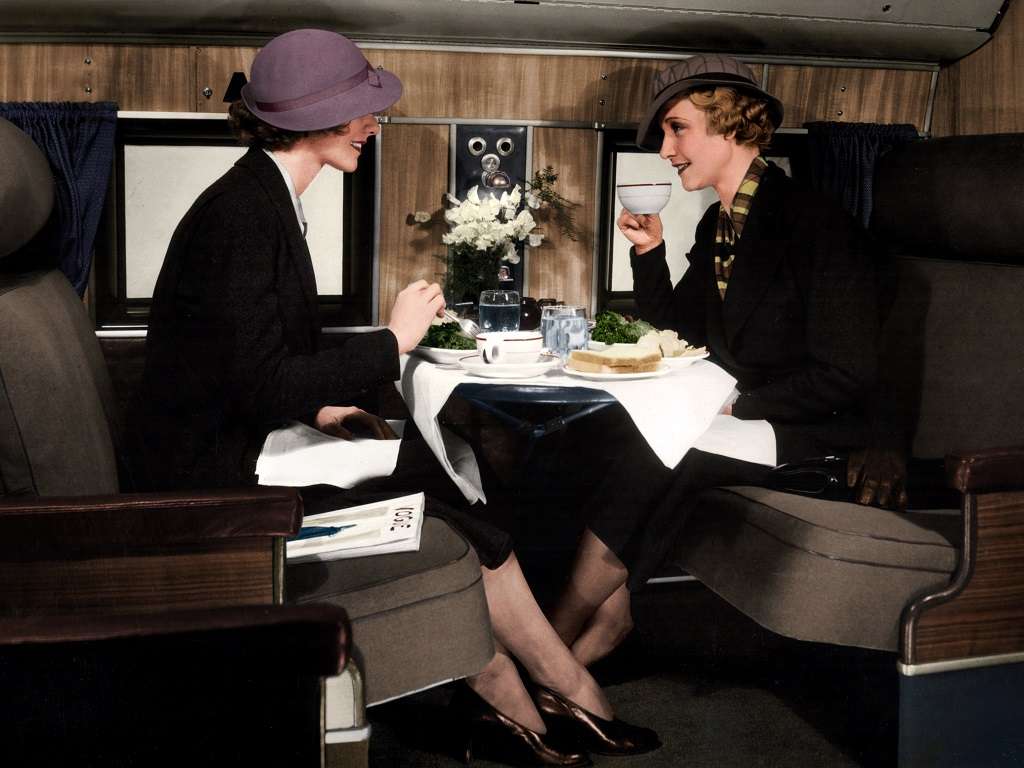 Passenger etiquette in 1953 banned wide brim hats